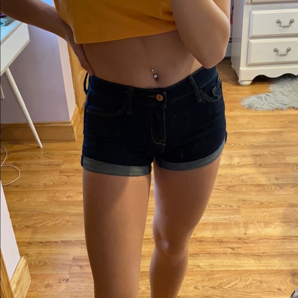 A&F Low rise short
